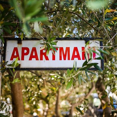 Apartmani Milka Zadar Exterior foto