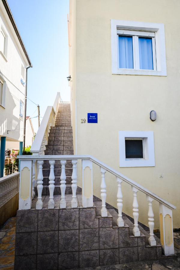 Apartmani Milka Zadar Exterior foto